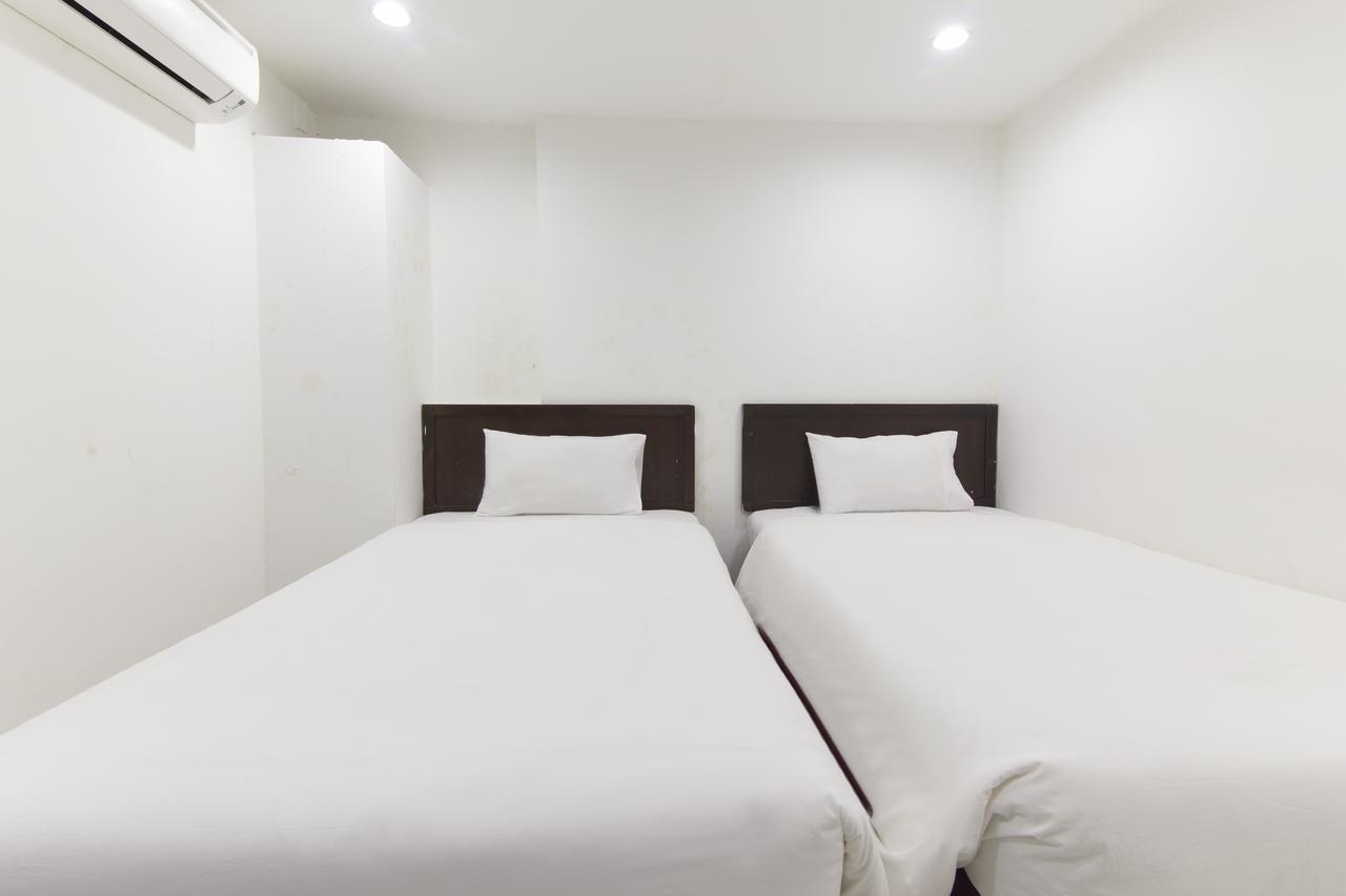 Charlies Boutique Hotel George Town Exterior photo